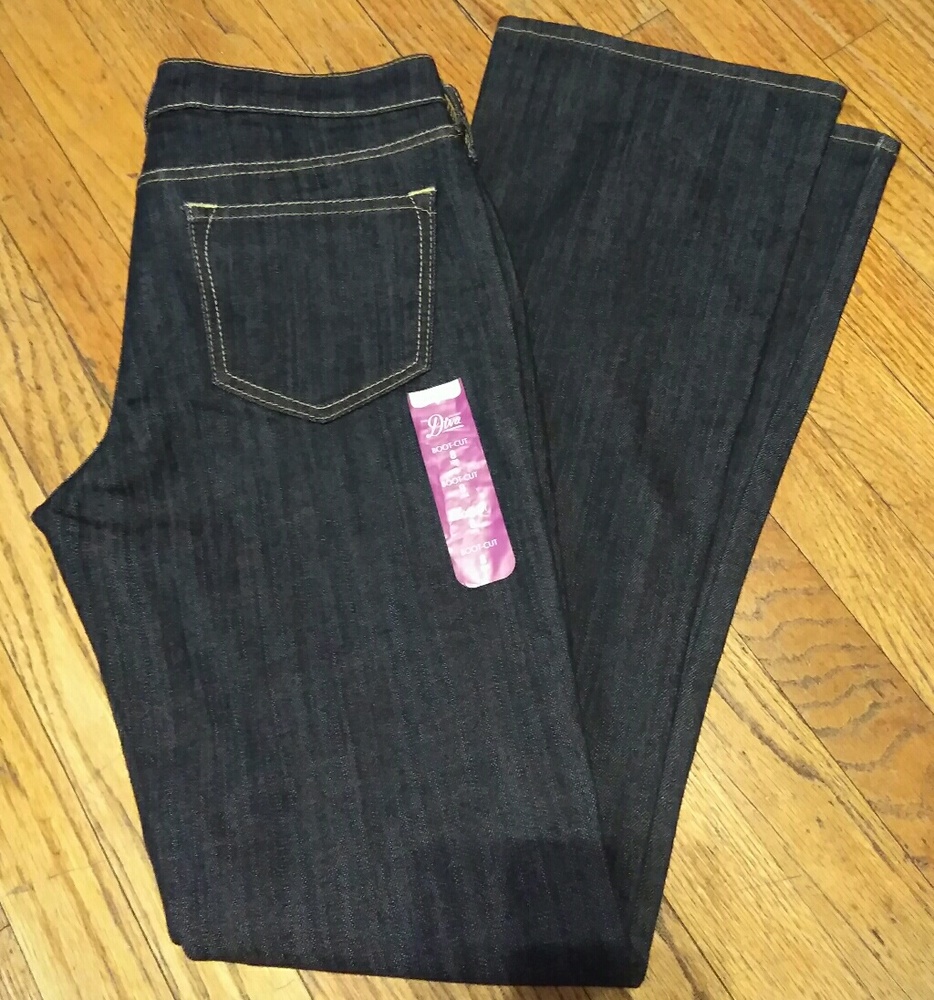 NWOT OLD NAVY dark wash bootcut jeans